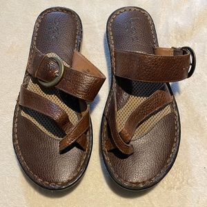 B.O.C. Sandals, size 8M, leather upper, like new!